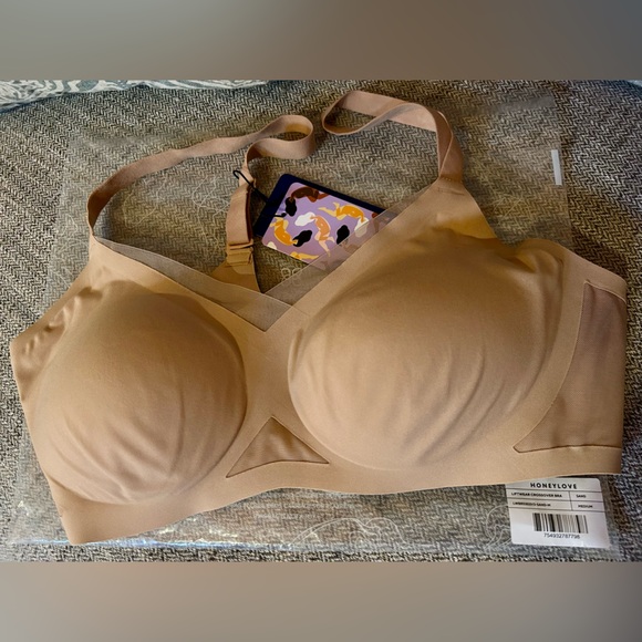 CrossOver Bra - Picture 8 of 9